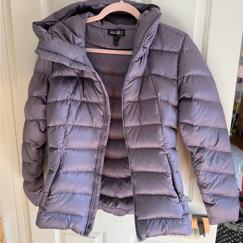 Patagonia Women's Downtown Puffer Jacket - Light Purple Color